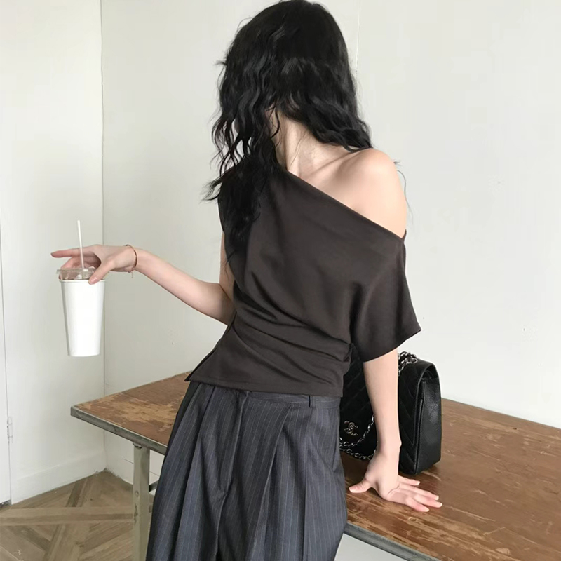 Elegant One-Shoulder Design Se – обзор и цена Korean Lifestyle & Kids Boutique Photos
