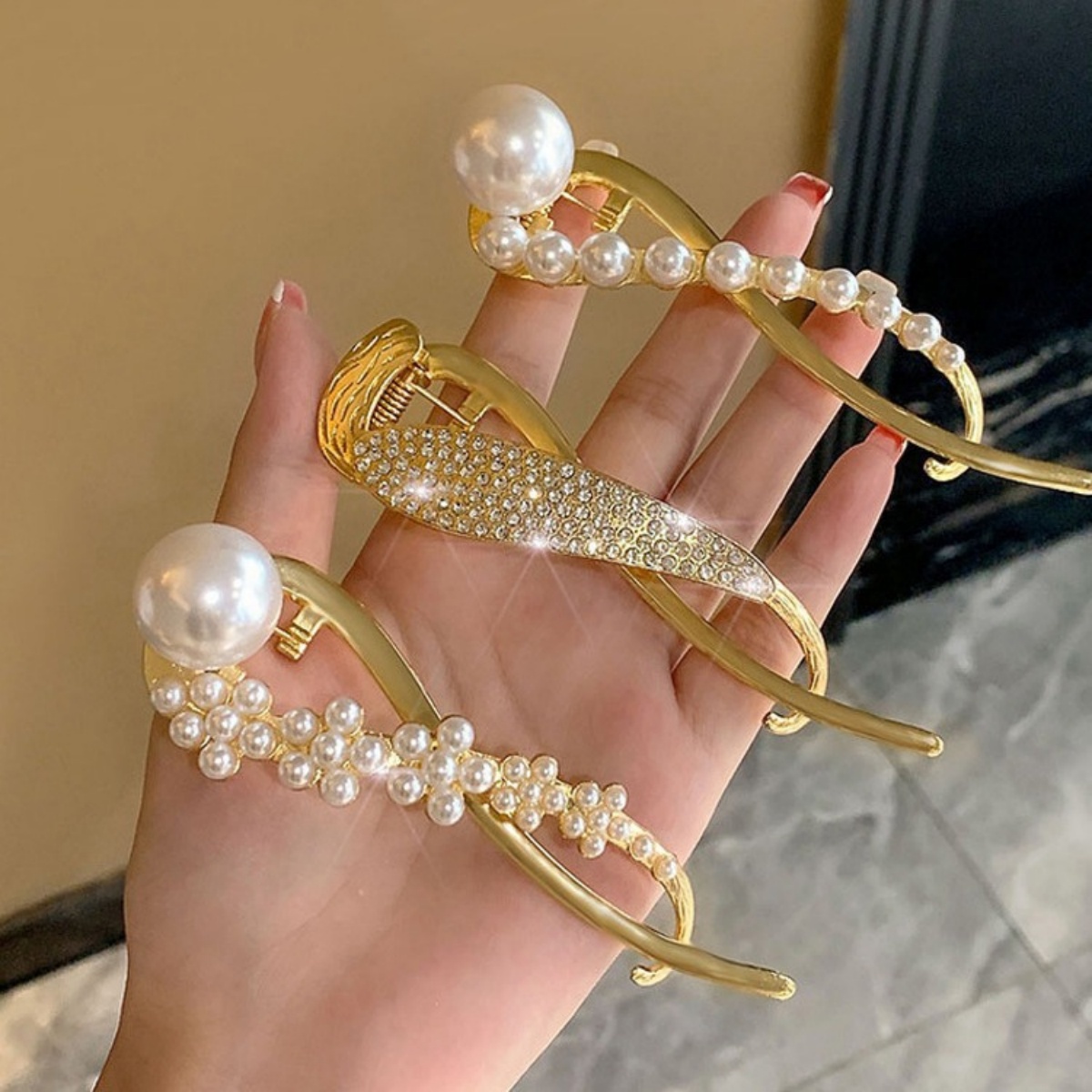 Elegant Glitter Pearl Hair Cli – обзор и цена Korean Lifestyle & Kids Boutique Photos